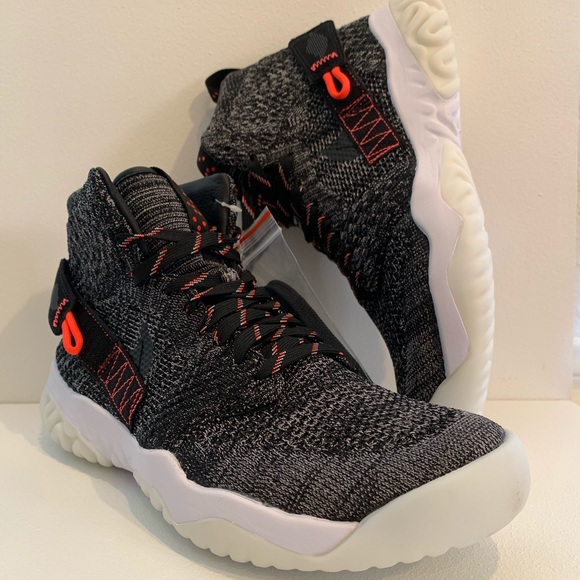Jordan Other - Jordan Apex React Atmosphere Grey